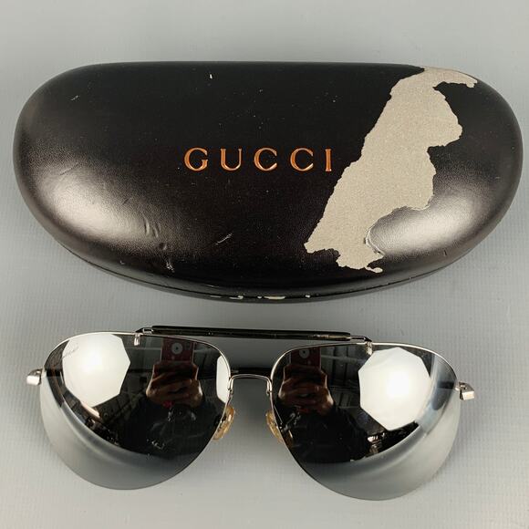 GUCCI Silver Metal Aviator Sunglasses - Picture 7 of 9